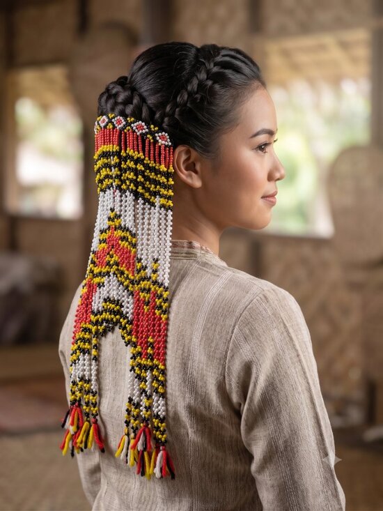 Traditional T\'boli Sewat Comb from the Philippines - Handcrafted
